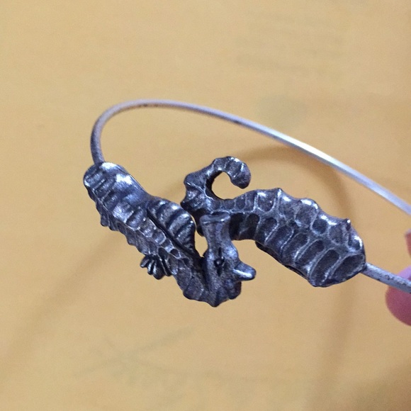 Alex and Ani bracelet - Picture 5 of 5